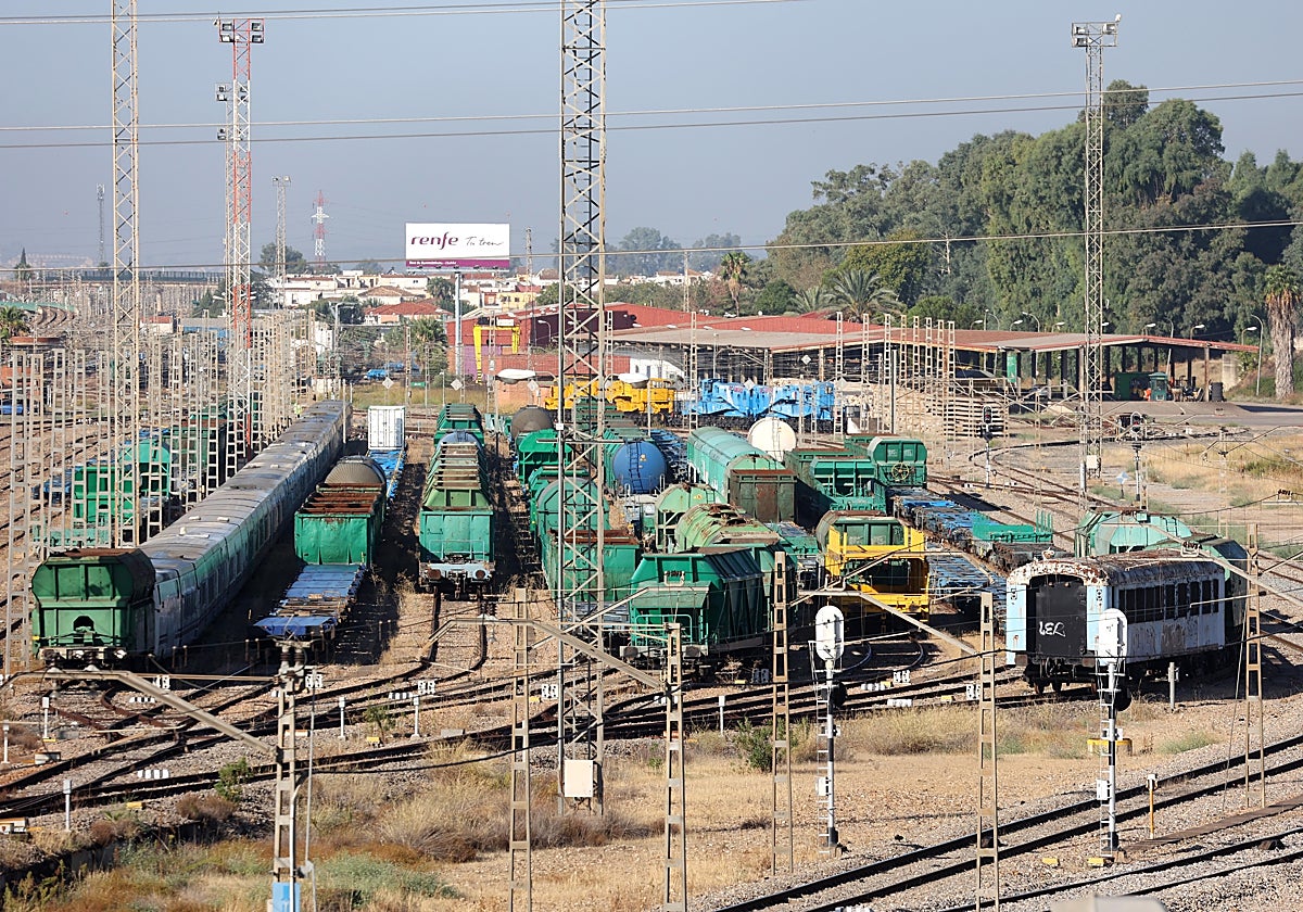 Centro logístico y zona ferroviaria de Renfe Mercancías