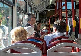 La presión de los 'boomers' obliga al Gobierno a buscar fórmulas para retrasar el pago en pensiones