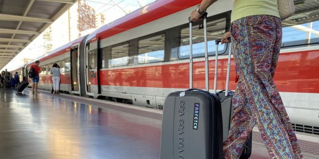 Vacaciones este verano: desplázate sin atascos, viaje sostenible y mejor conectado