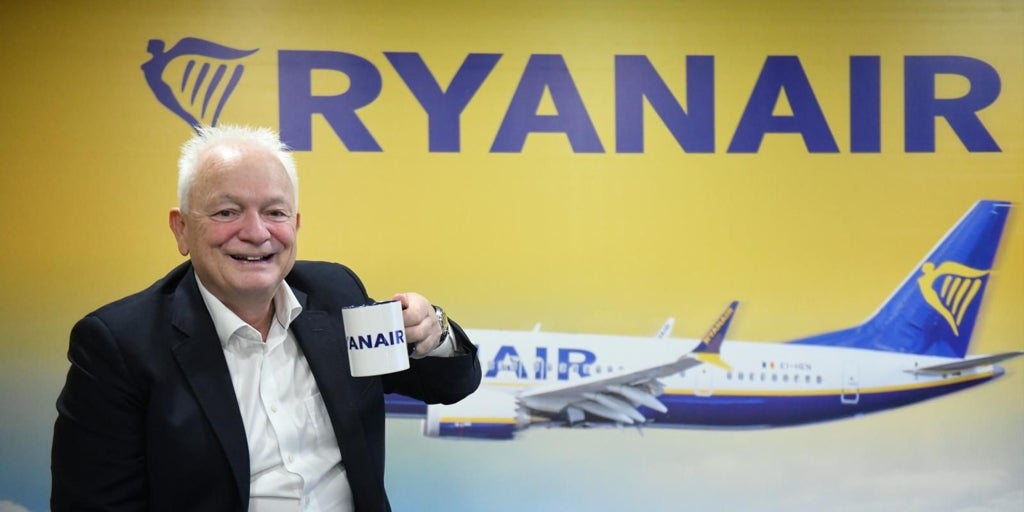 Ryanair ultima otro recorte de casi 1 millón de asientos en España y no descarta abandonar más aeropuertos regionales