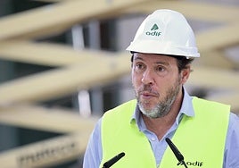 Óscar Puente irá a Alemania a buscar nuevos trenes de Siemens tras los problemas con Talgo