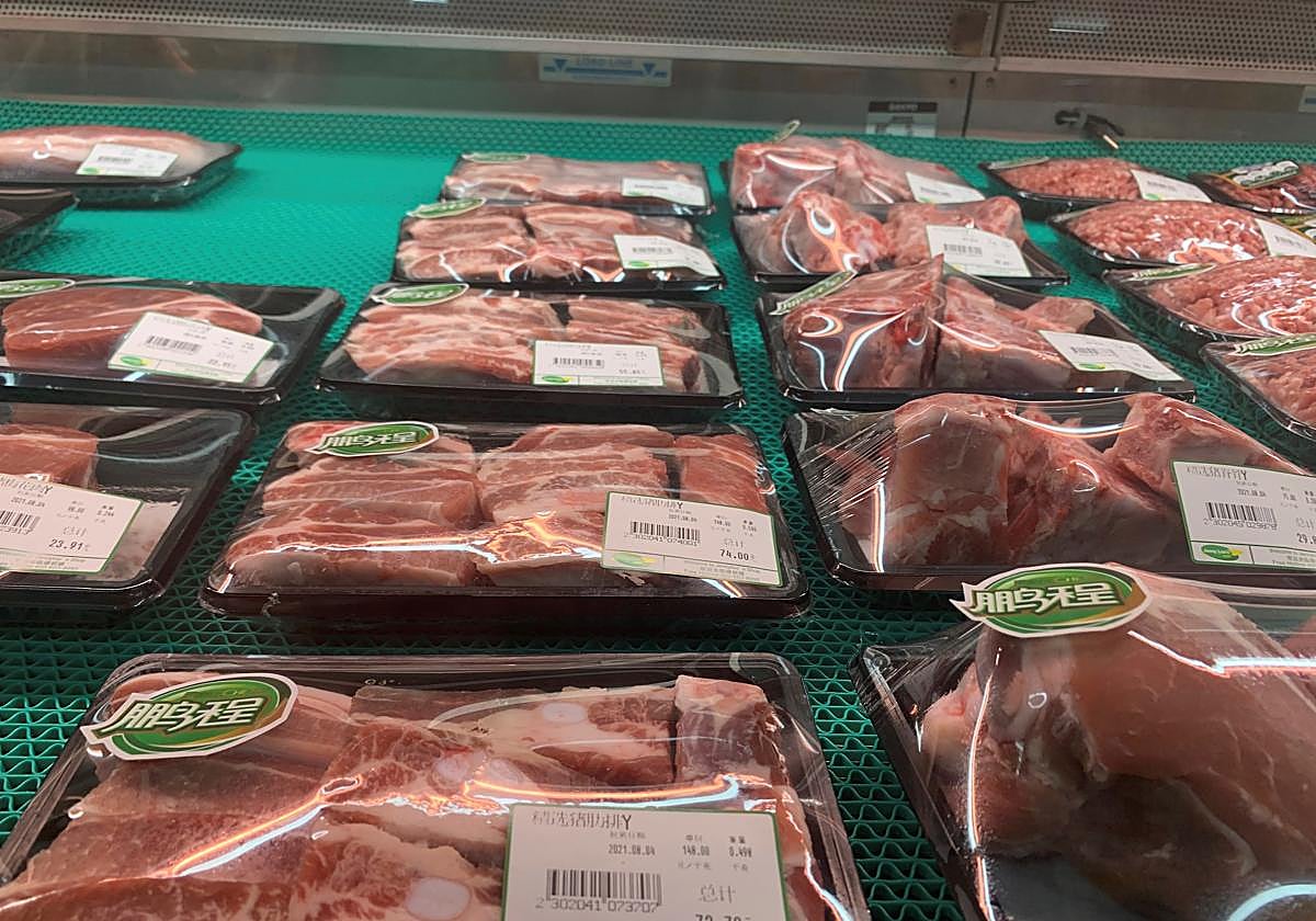 Carne de cerdo española, en un supermercado de China.