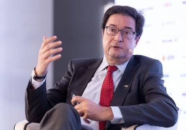 Los sindicatos se unen frente al Gobierno: «Es prioritario negociar la subida salarial de los funcionarios»