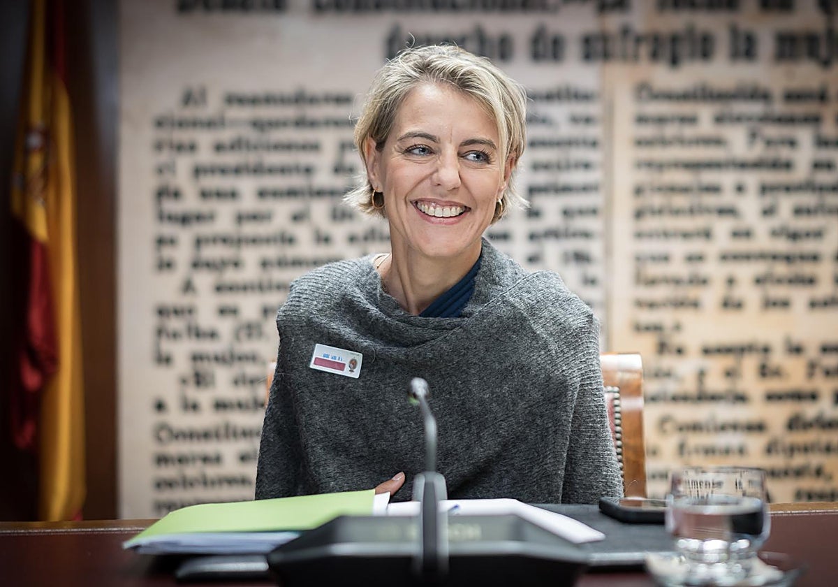 Marta Castro, de Aelec, en el Senado