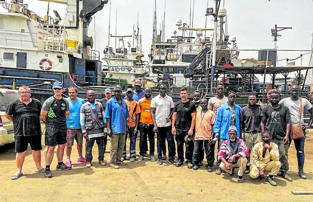 El Gobierno deja sin ayudas a los cuatro atuneros vascos atrapados en Senegal