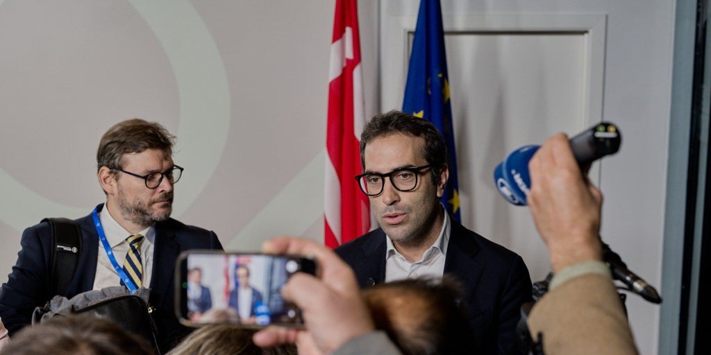 El Gobierno negocia 'in extremis' con Bruselas otra revisión del plan de recuperación para no perder millones en ayudas a fondo perdido