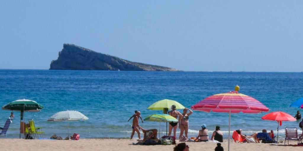 El turismo se resiente por los precios y firma una congelación total en agosto