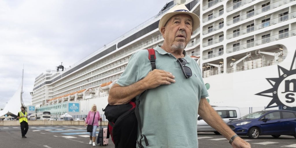 Los turistas recortan sus estancias en España tras alcanzar el gasto diario el récord de 200 euros
