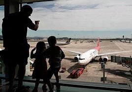 El calendario de obras para la ampliación del Aeropuerto de Barcelona hace casi imposible su estreno en 2033