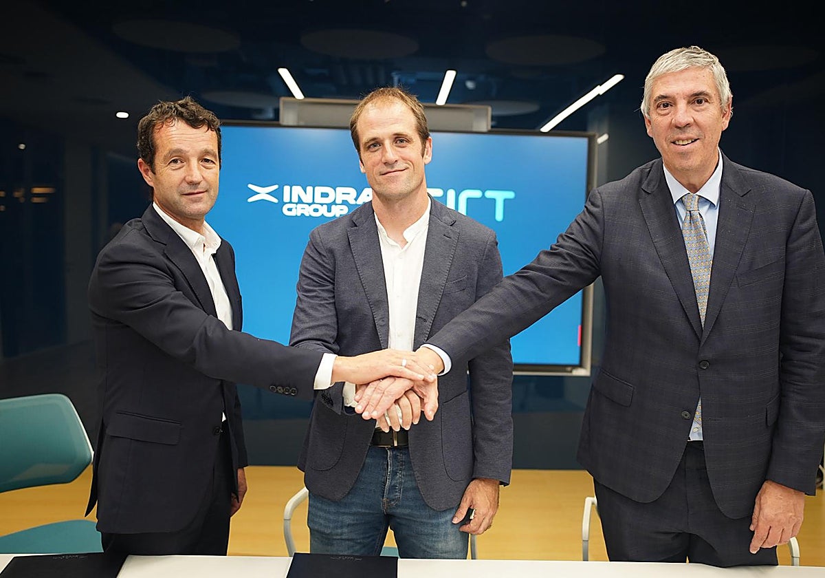 Momento de la firma del acuerdo con Sirt