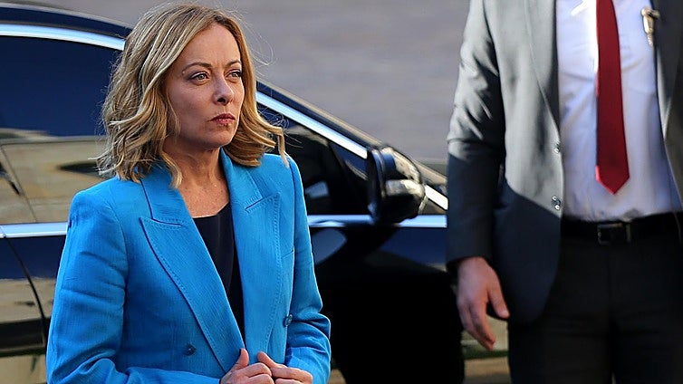 El Gobierno de Meloni recaudará 11.000 millones de bancos y aseguradoras para financiar gasto social y recorte de impuestos