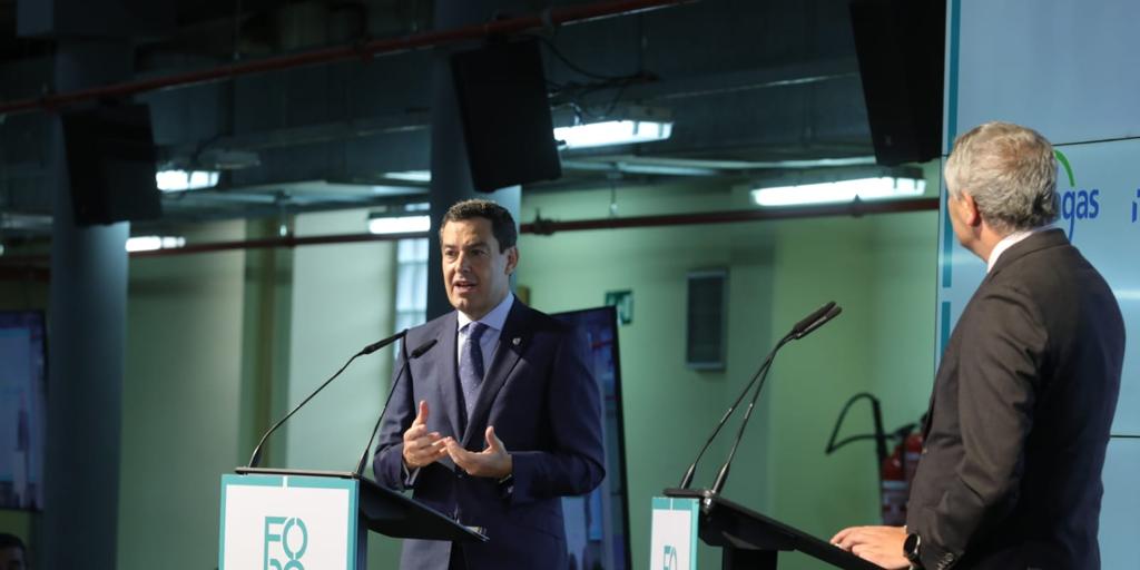 Juanma Moreno: «Hemos captado 17.300 millones de inversión industrial nueva en Andalucía»