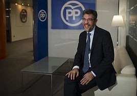 El PP promete bajar el IRPF si gobierna para «devolver el poder adquisitivo a las clases medias»