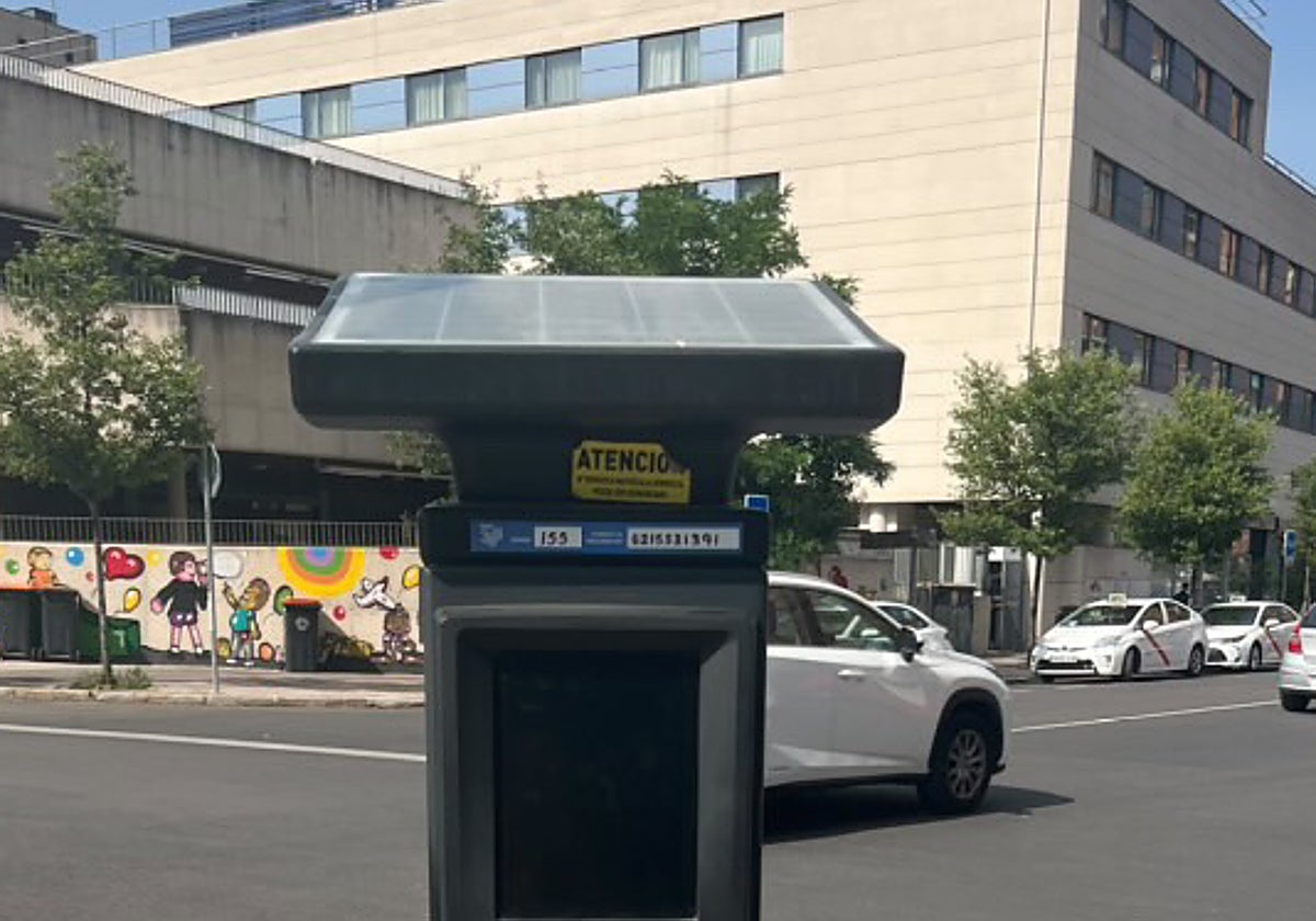 Sipay lanza terminales solares para parquímetros y transforma el pago en los aparcamientos