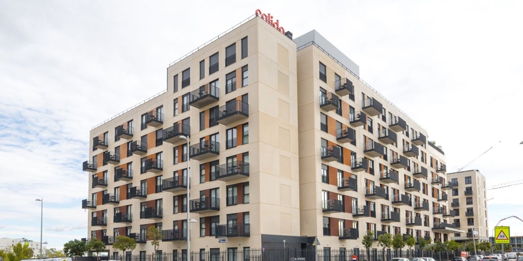 ACR, İspanya'daki en büyük hibrit sanayi binasını sadece 18 ayda inşa ediyor