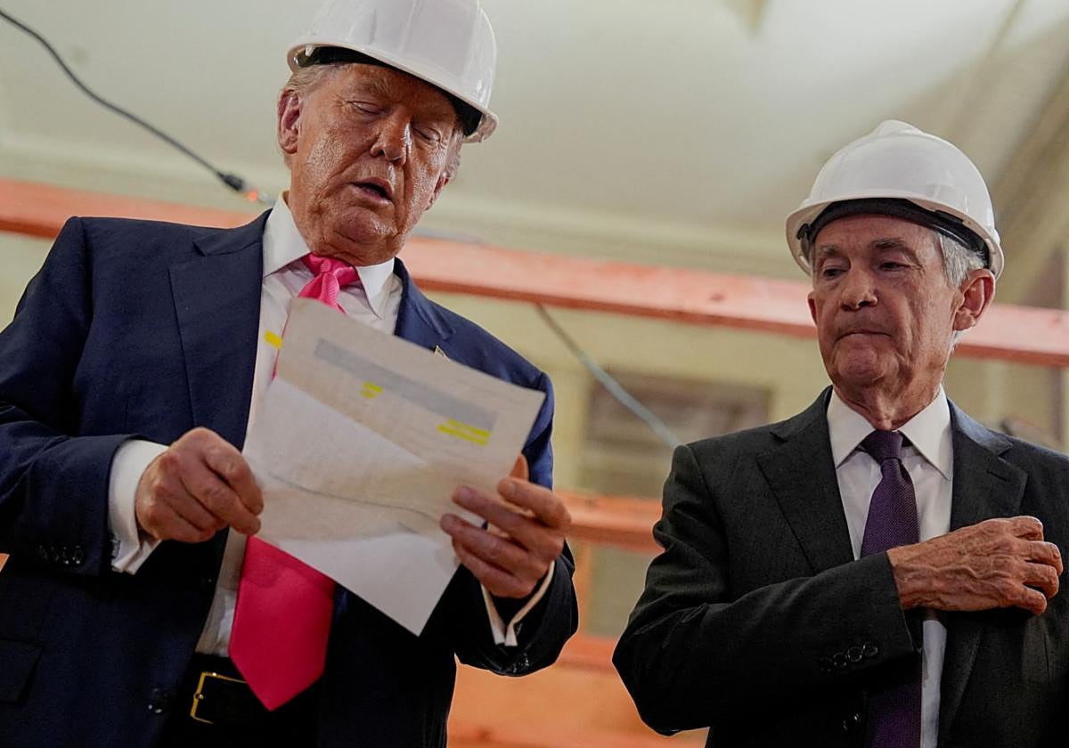 El presidente de EE.UU., Donald Trump, junto al presidente de la Fed, Jerome Powell, en una imagen de archivo.