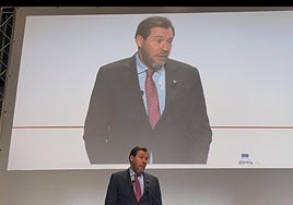 Óscar Puente abre la puerta a comprar trenes chinos para su plan de llevar el AVE a los 350 kilómetros por hora