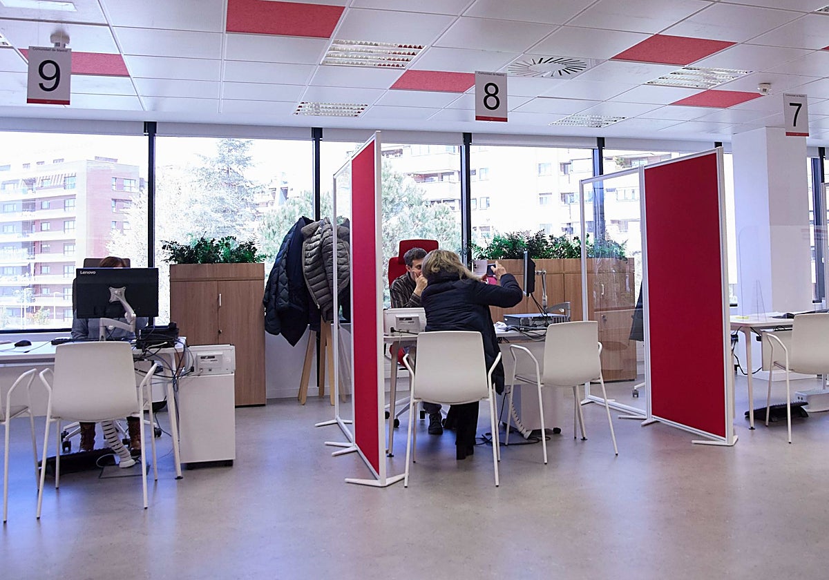 El Consejo de Productividad pedirá reducir la burocracia para mejorar la débil eficiencia laboral de España