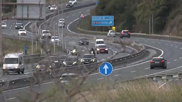 Poco tráfico en las carreteras de Bizkaia el último día del puente de la Constitución