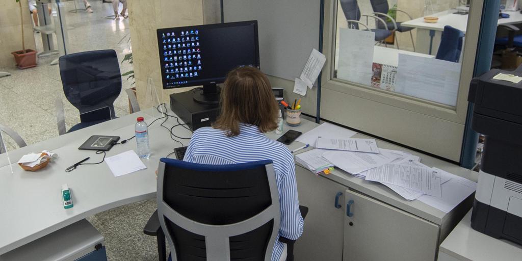 El Gobierno impulsará en enero la jornada laboral de 35 horas en la Administración