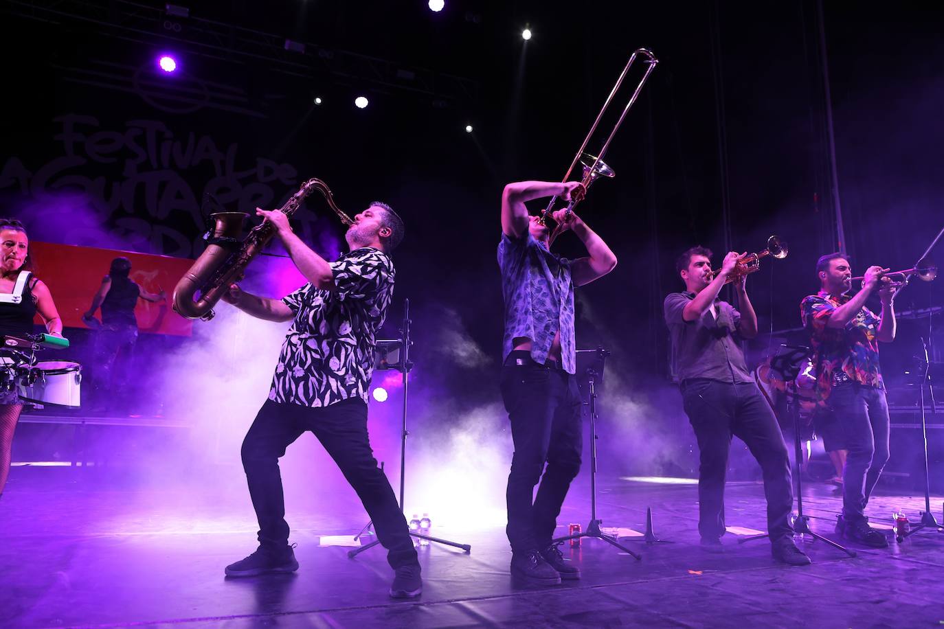 El concierto de La M.O.D.A. y Muchachito Bombo Infierno, en imágenes