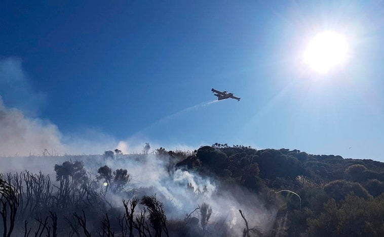 El incendio en San Esteban del Valle (Ávila) baja a nivel 0