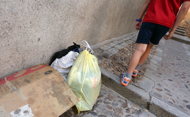 Valoriza-Acciona se compromete a retirar la basura del Casco Histórico en tres horas y media