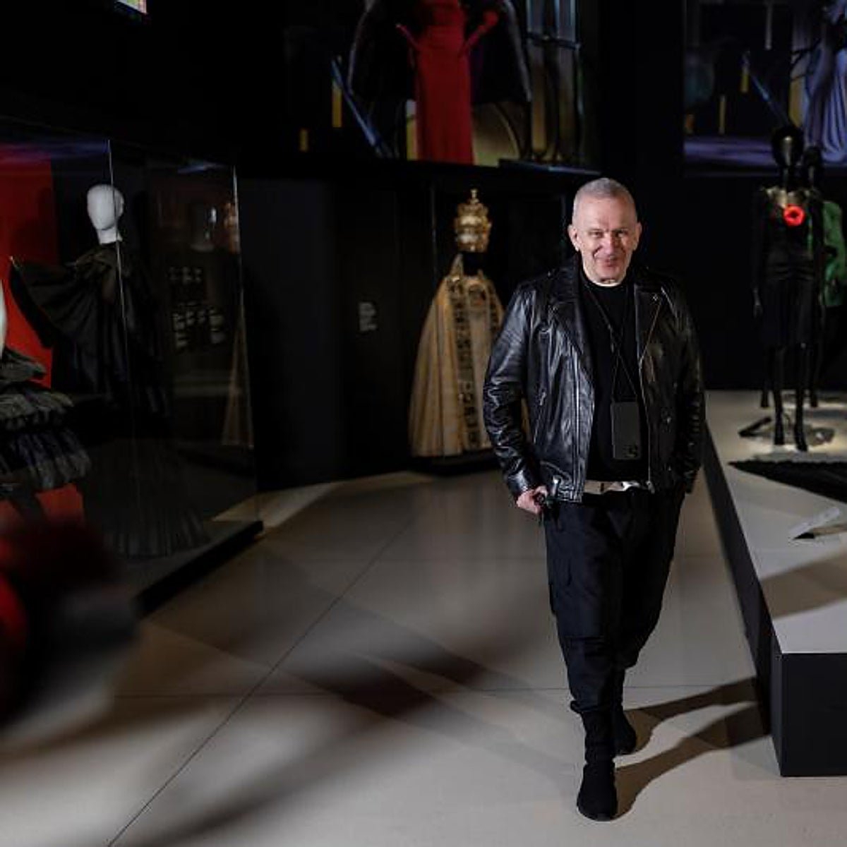 Jean Paul Gaultier aterriza en CaixaForum Barcelona con una exposición que repasa su visión del cine y la moda