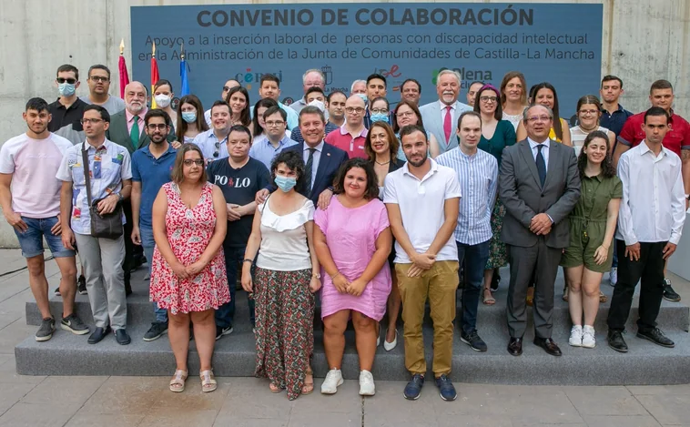 65 personas con discapacidad intelectual entran a trabajar en la Administración Pública de Castilla-La Mancha