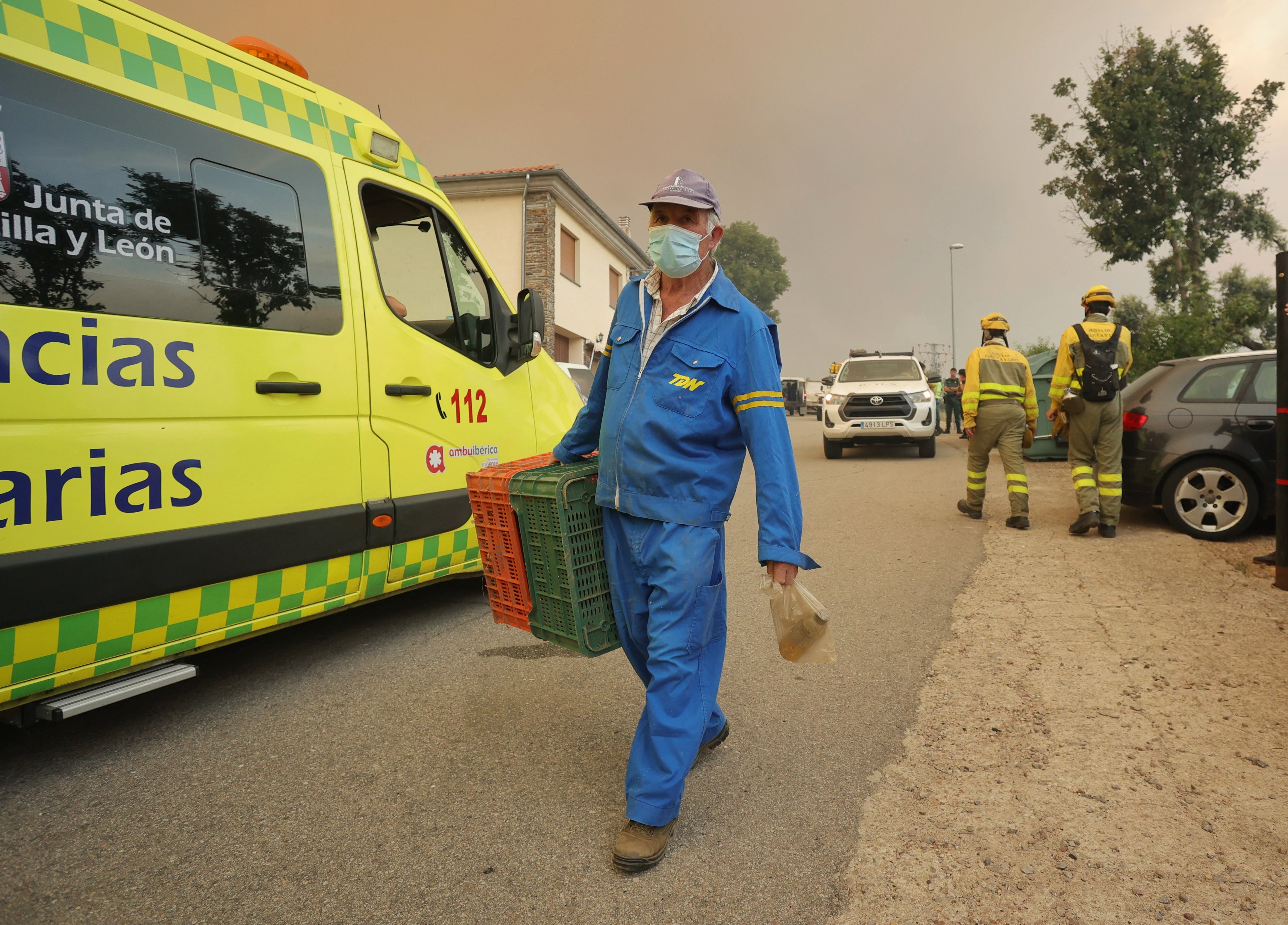 Desde el 112 se están facilitando vehículos para la evacuación de los vecinos