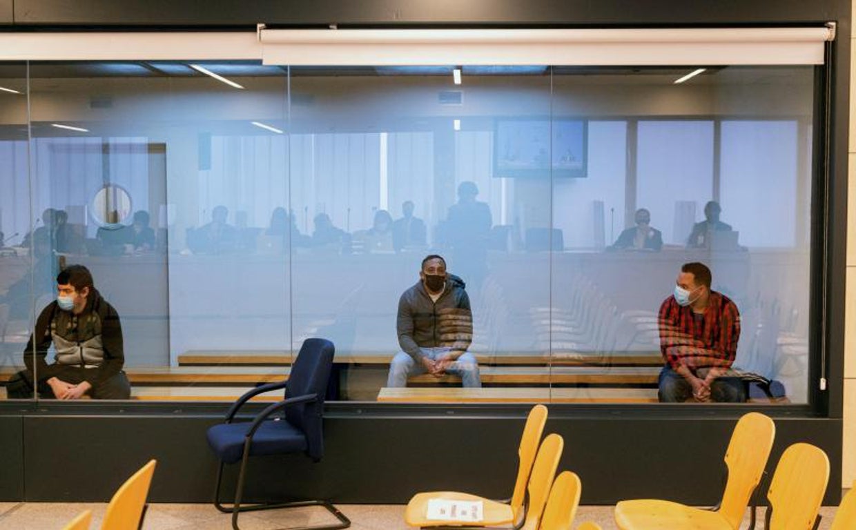 Los tres condenados por los ataques del 17A, durante el juicio en la Audiencia Nacional