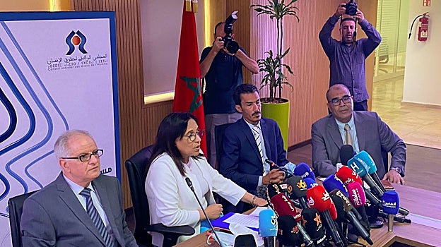 Amina Bouayach, esta mañana, en la rueda de prensa del CNDH en Rabat