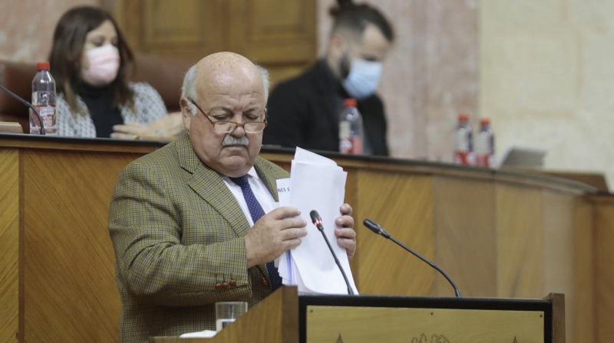 Jesús Aguirre, un médico rural para pastorear a sus señorías en el Parlamento andaluz