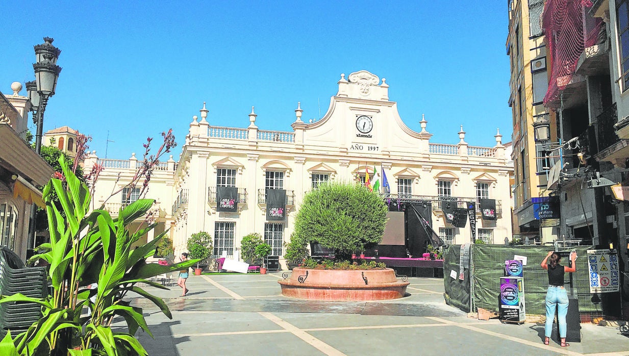 El precio de los materiales pone en jaque la obra de la plaza de España de Cabra