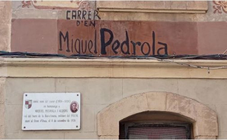 Colau borra el nombre de otro militar del callejero de Barcelona