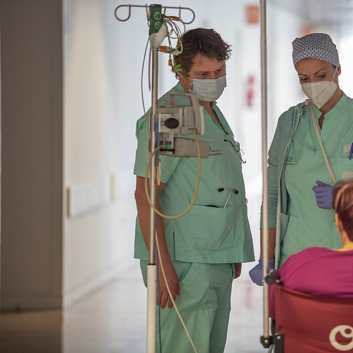 Estos son los cuatro principales síntomas del coronavirus en la séptima ola de contagios