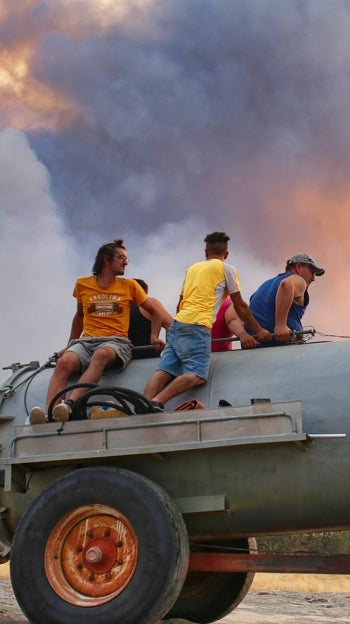 Incendio forestal en Roelos de Sayago