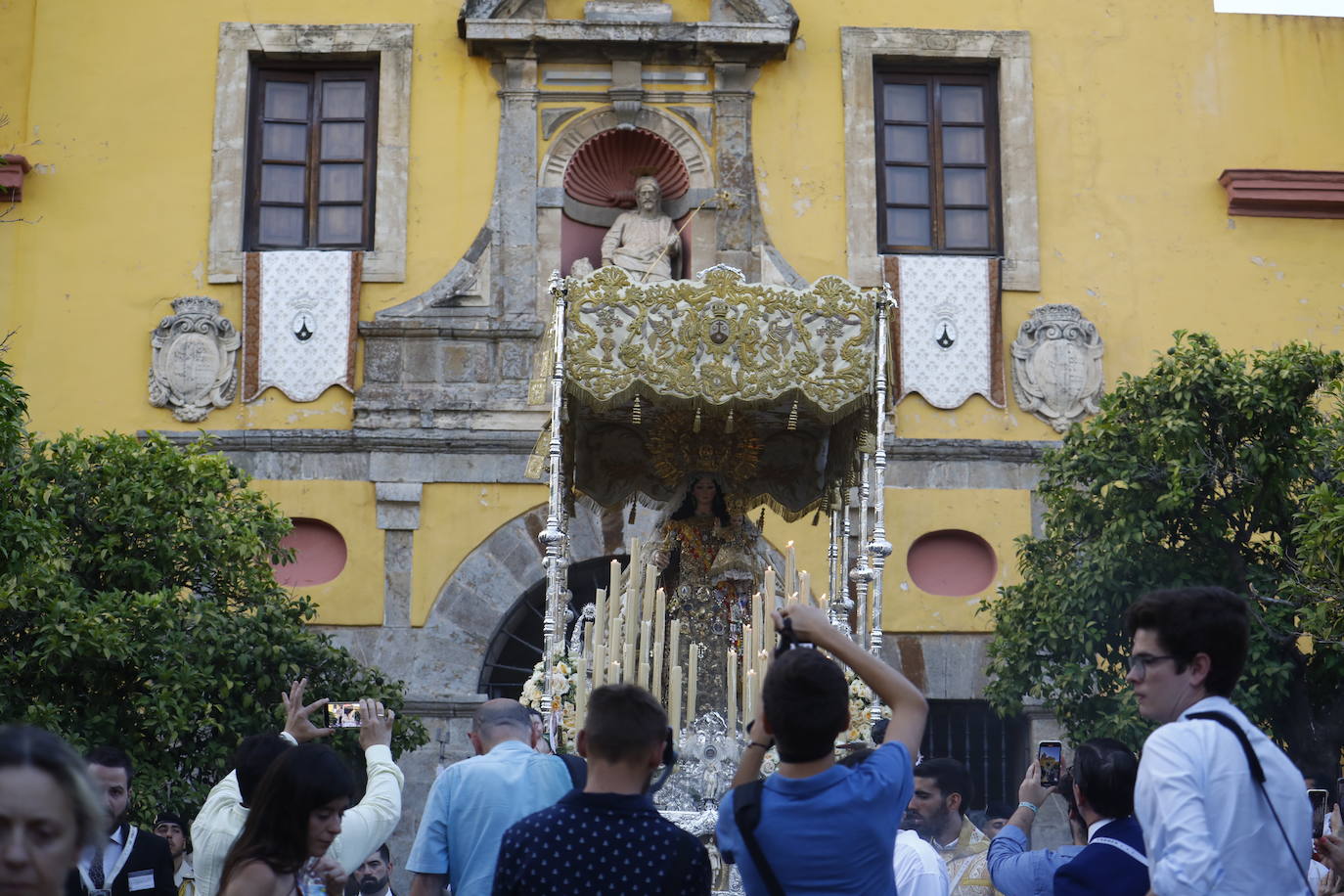 La procesión de la Virgen del Carmen de San Cayetano, en imágenes