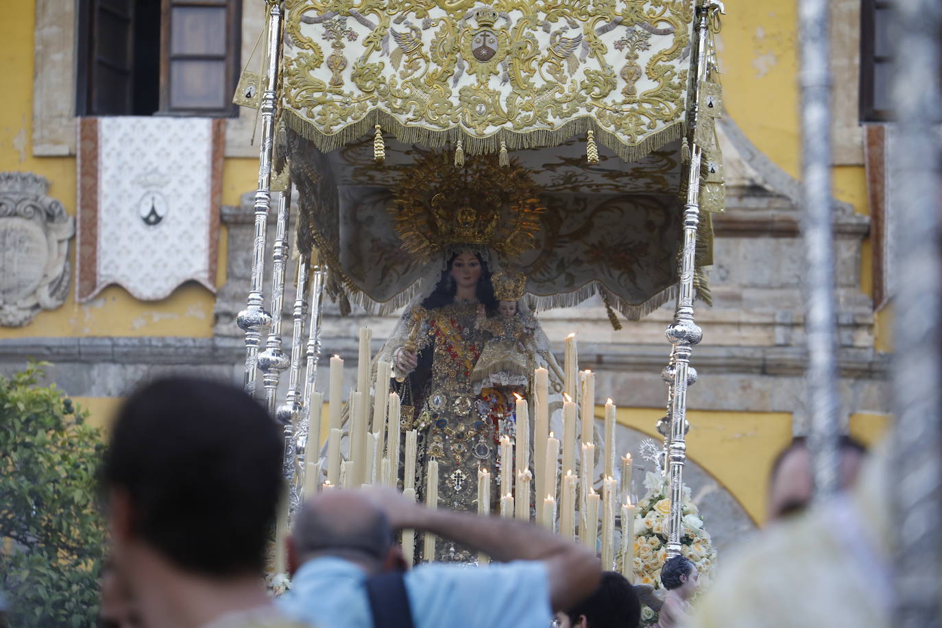 La procesión de la Virgen del Carmen de San Cayetano, en imágenes