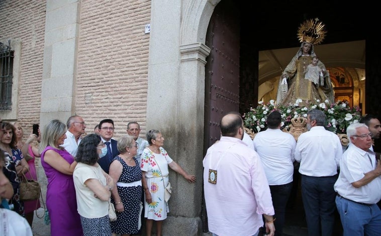 Carmelitas Descalzos conmemora la Virgen del Carmen