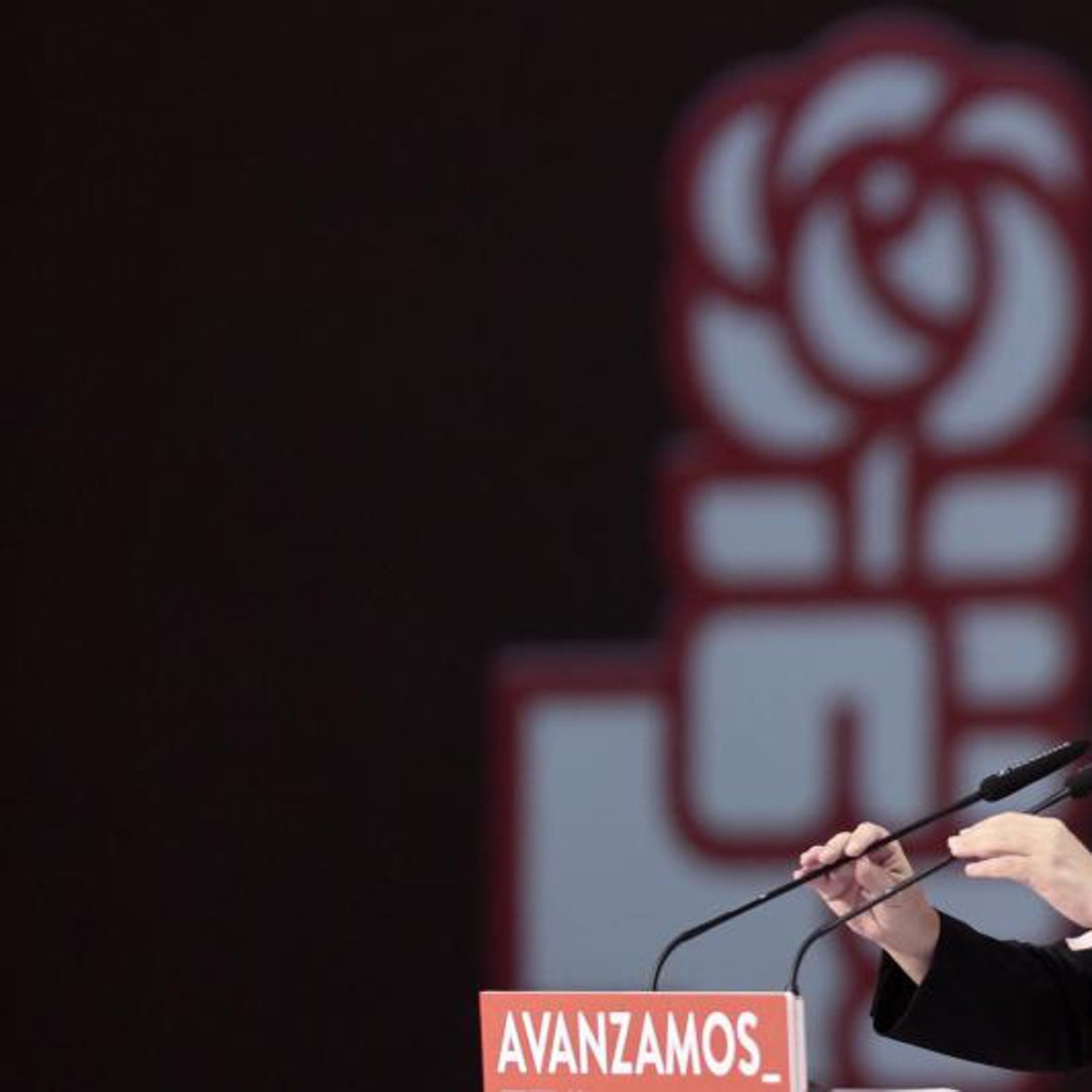 De Carmen Calvo a García-Page, las heridas abiertas que deja en el PSOE