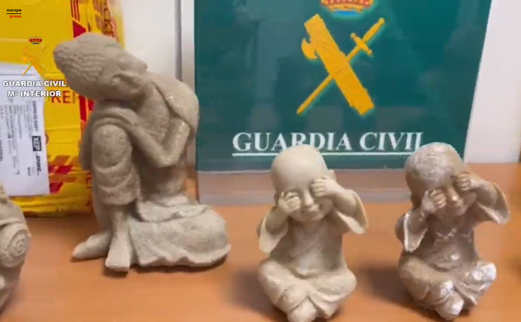 Exportaciones de droga, de Getafe a Colombia: esconden  MDMA líquido en figuras decorativas