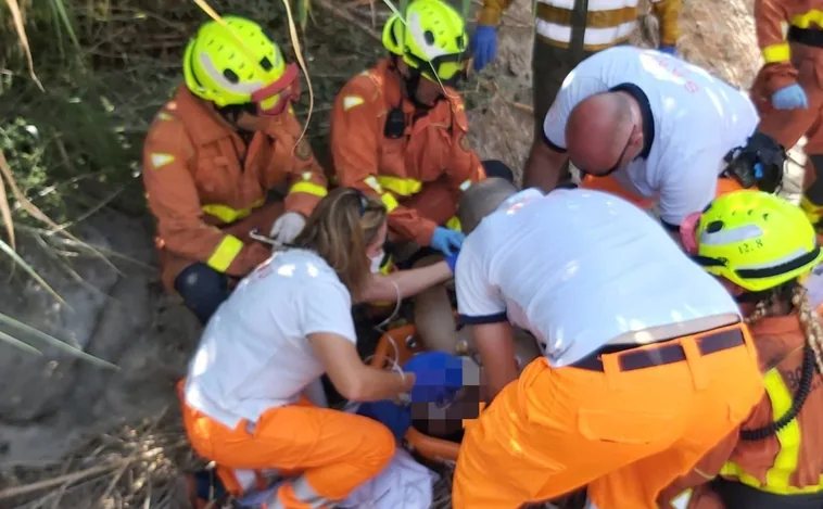 Muere un hombre tras ser rescatado en aguas del río Turia en la localidad valenciana de Benaguasil