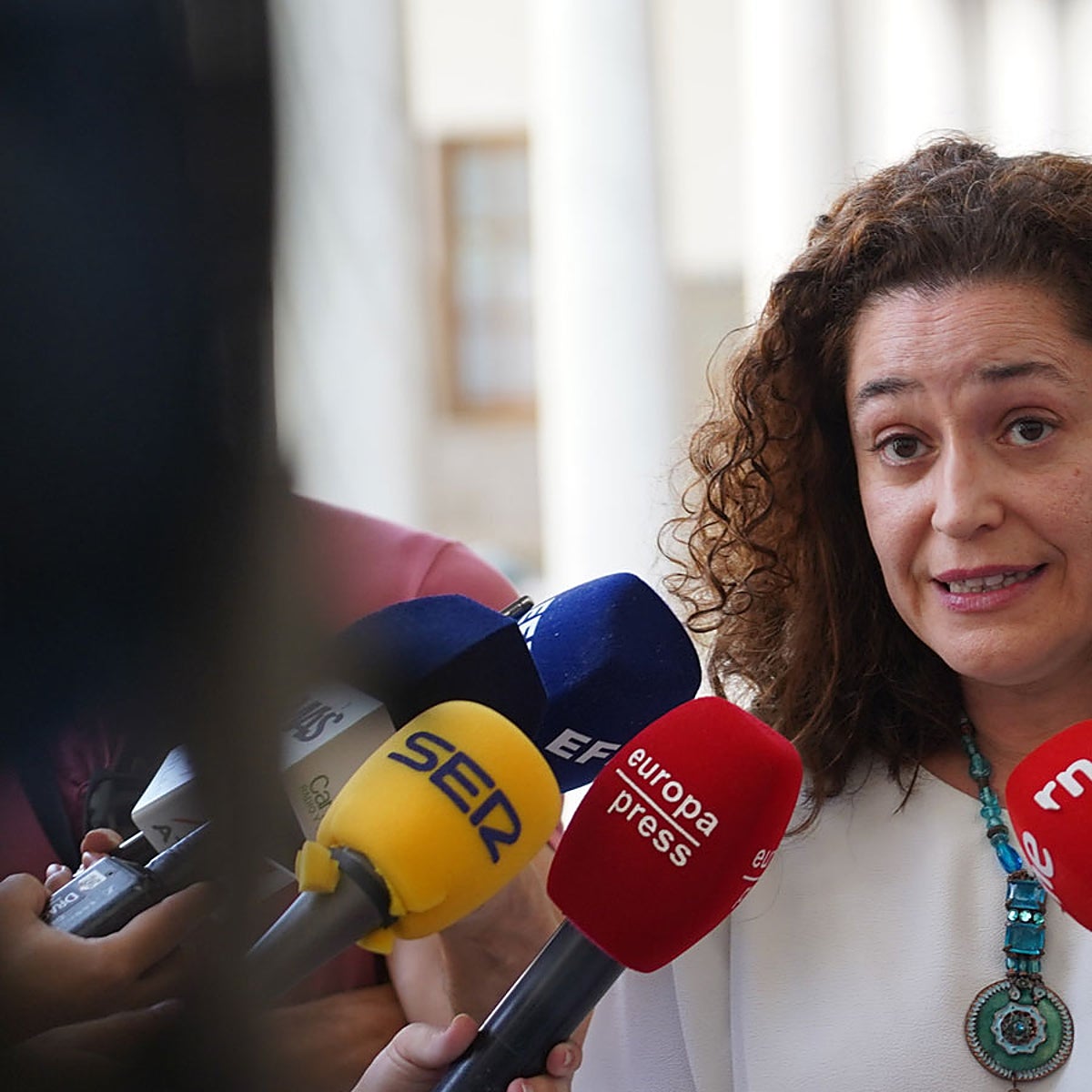 Inma Nieto echa en falta «medidas concretas» en el discurso de Juanma Moreno