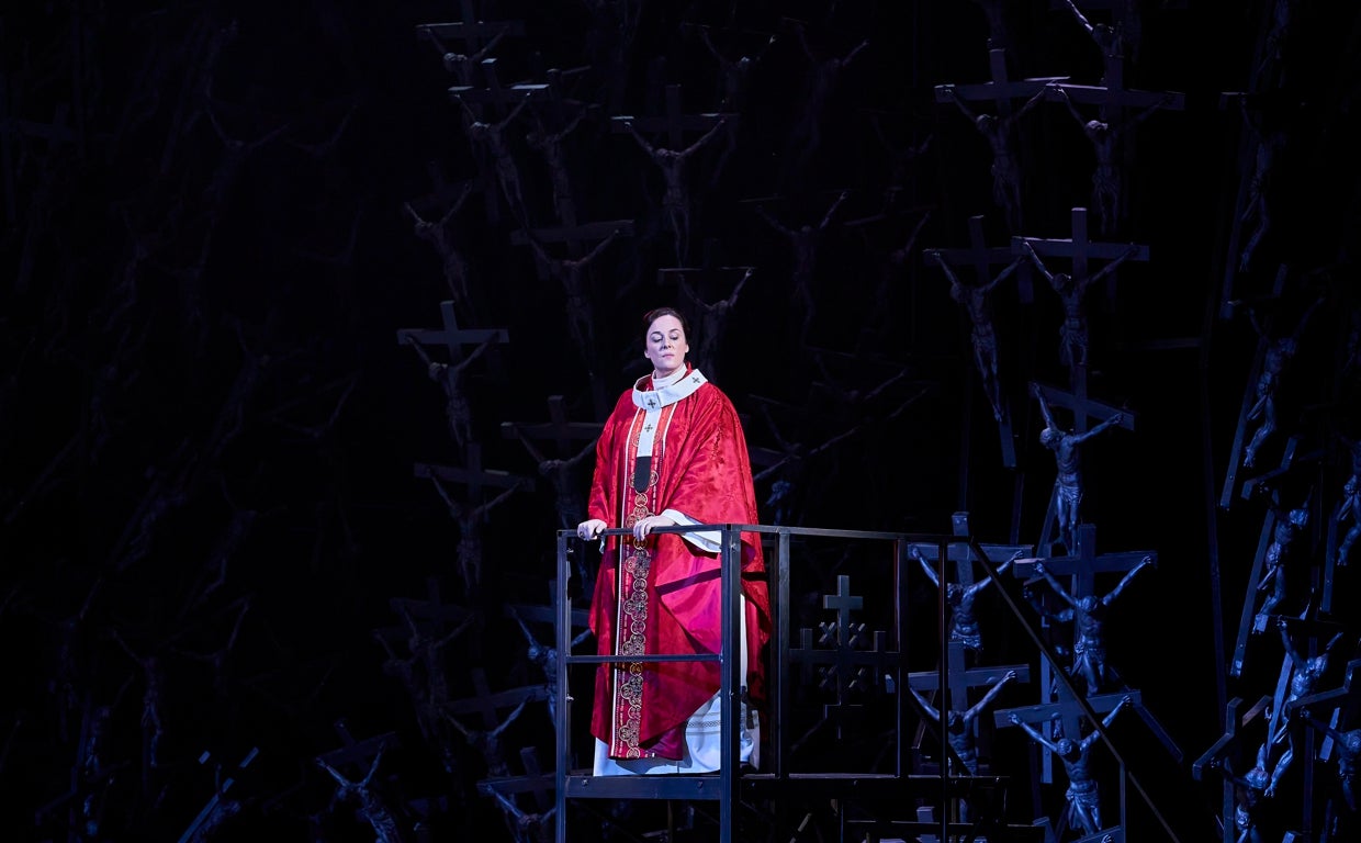 Marta Mathéu debutó con una Norma llena de matices