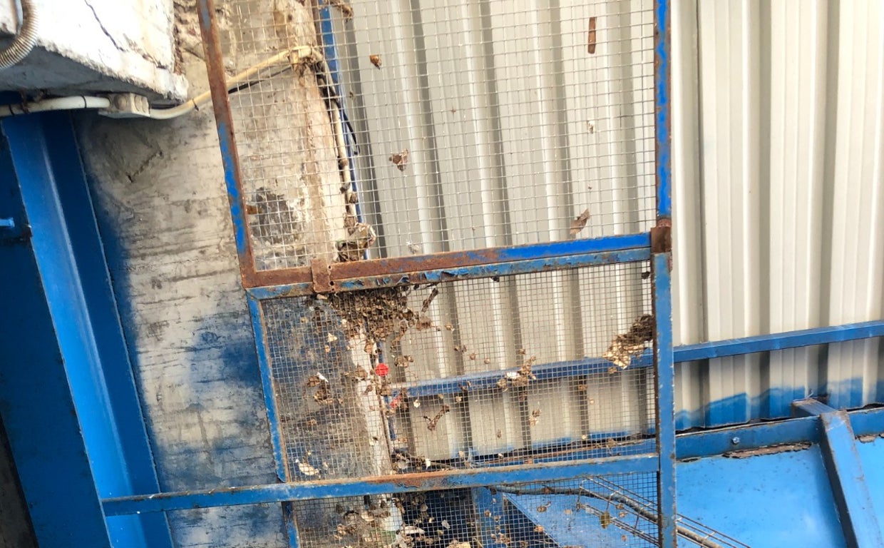 Imagen del mal estado de la planta de Epremasa de Montoro