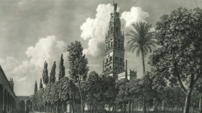 Perspectiva de la torre campanario