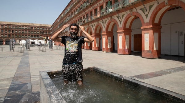 Diez municipios de Andalucía lideran el récord de temperaturas en España