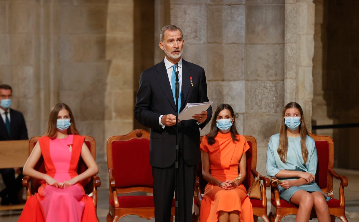 La Familia Real en la Plaza del Obradoiro, en Santiago