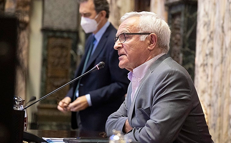 Joan Ribó decidirá si opta de nuevo a la Alcaldía de Valencia tras  el Camino de Santiago: «Me falta una prueba física»